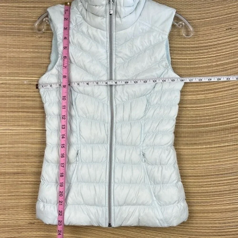 ATHLETA Vest Downalicious Deluxe Lightweight Quilted Vest - Mist Size XXS